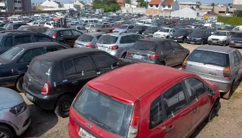 Leilão de veículos da Semob de Maringá terá lances a partir de R$ 300; veja lista completa 