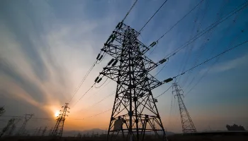 Consumo de energia elétrica sobe pelo 6º mês consecutivo no Brasil 