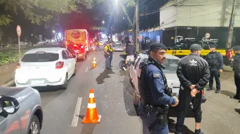 Operações de trânsito removem 15 veículos de circulação em Maringá no fim de semana 