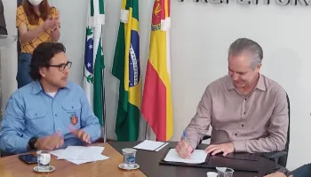 Lei que proíbe a permanência de animais domésticos acorrentados em Maringá é sancionada 