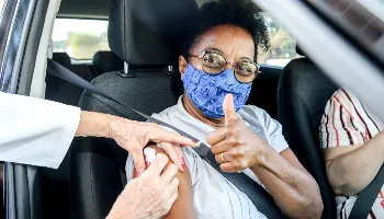 Vacinação contra covid-19 segue durante o feriado, veja cronograma para quinta-feira (3) 