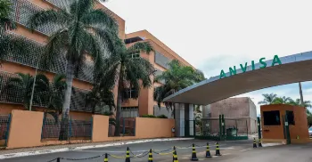 Anvisa proíbe venda de marca de suplemento e lotes de creatina; saiba quais 