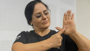 UEM abre inscrições para curso de Libras; saiba mais 