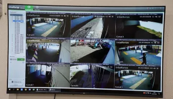Câmeras de monitoramento 24h começam a ser instaladas em CMEIs de Sarandi Câmeras de monitoramento 24h começam a ser instaladas em CMEIs de Sarandi