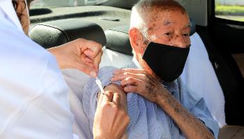 Idosos com mais de 89 anos podem ser imunizados nesta quinta-feira (11) Idosos com mais de 89 anos podem ser imunizados nesta quinta-feira (11)