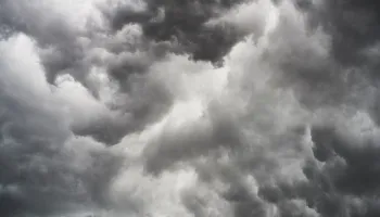 Inmet emite alerta amarelo de tempestades para região de Maringá; saiba mais 