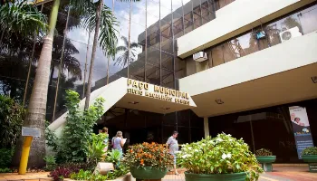 Entenda a função e deveres de um prefeito 