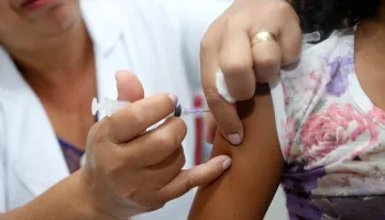 Vacinação contra HPV é ampliada para pessoas entre 15 e 26 anos 