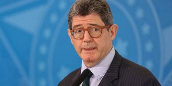 Governo confirma excesso de impostos 