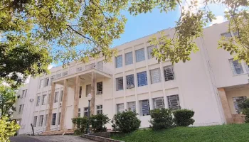 UEPG abre inscrições para PSS com 37 vagas e salários de até R$ 10,6 mil UEPG abre inscrições para PSS com 37 vagas e salários de até R$ 10,6 mil