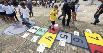 Férias escolares de 2027 terão novas datas; entenda