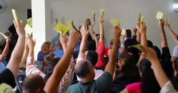 Servidores da Saúde de Maringá aprovam estado de greve; entenda 