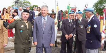 Governador recebe medalha "Soldado da Paz" 
