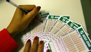Mega-Sena está acumulada em R$ 45 milhões Mega-Sena está acumulada em R$ 45 milhões