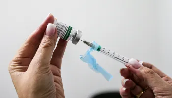 Vacinação contra a gripe começa nesta segunda (25), no Paraná 