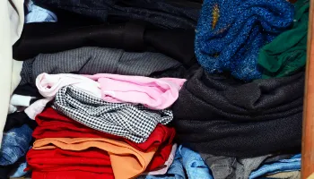Campanha do Agasalho 2023: Veja onde doar roupas e sapatos em Maringá 