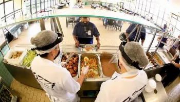 Prefeitura inaugura mais um Restaurante Popular, desta vez localizado no Residencial Tuiuti 