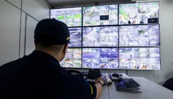 UEM vai ter mais mil câmeras instaladas no câmpus sede e Hospital Universitário UEM vai ter mais mil câmeras instaladas no câmpus sede e Hospital Universitário