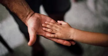 Reconhecimento de paternidade no Paraná pode ser feito de forma online e gratuita 