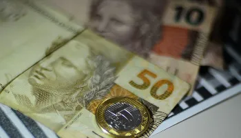 Beneficiários do Auxílio Brasil podem consultar parcelas através do Caixa Tem 