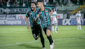 Maringá vence o Coritiba em jogo de ida das semifinais do Campeonato Paranaense Maringá vence o Coritiba em jogo de ida das semifinais do Campeonato Paranaense