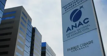 Anac alerta para riscos de trotes com óleo de avião após morte de piloto em Ponta Grossa 