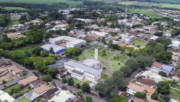 Prefeitura de Paraíso do Norte abre concurso com salários de R$ 2,1 mil a R$ 16 mil