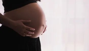 Lei determina afastamento de gestantes durante a pandemia 