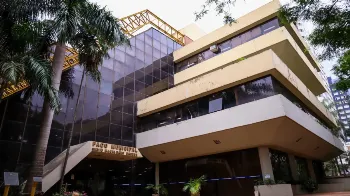 Veja o que abre e o que fecha em Maringá no feriado de Finados 