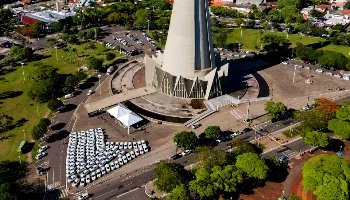 15ª Regional de Saúde recebe frota de 83 veículos para os 30 municípios abrangentes 15ª Regional de Saúde recebe frota de 83 veículos para os 30 municípios abrangentes