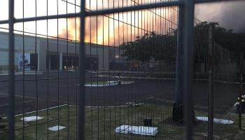 Incêndio atinge shopping atacadista em Maringá 