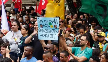 Pesquisa mostra que seis em cada 10 brasileiros apoiam redução da jornada de trabalho 
