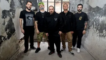 CPM22, Ira e Di Ferrero se apresentam no Rock & Beer, em Maringá 