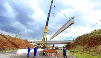 Trecho do Contorno Norte é liberado na manhã desta quinta-feira (16) em Maringá Trecho do Contorno Norte é liberado na manhã desta quinta-feira (16) em Maringá