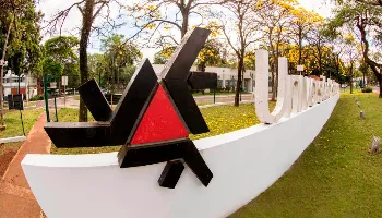 UEM e UEL se destacam em ranking internacional das cem melhores universidades da América Latina 