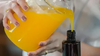 Anvisa publica lista de cosméticos que podem ter fabricação artesanal 