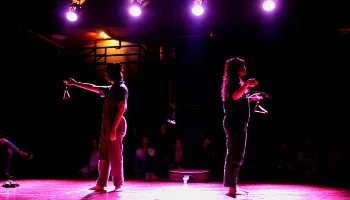 Curso de Artes Cênicas da UEM está com inscrições abertas para oficinas gratuitas de teatro 