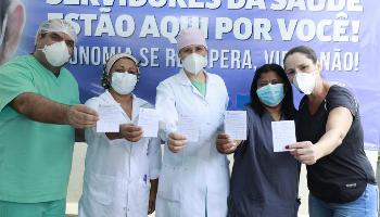 Nos dois primeiros dias de campanha, 3 mil pessoas foram vacinadas contra o coronavirus em Maringá 