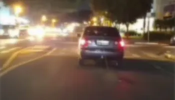 Cachorro amarrado por corda é arrastado por motorista em avenida de Maringá 