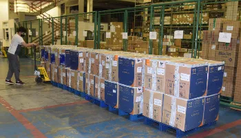 Mais 340 mil vacinas contra a Covid-19 chegaram neste domingo ao Paraná 