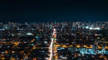 Agenda do fim de semana tem “Festa das Nações”, “Só em Cena”, Pedra Letícia, stand-ups e mais 