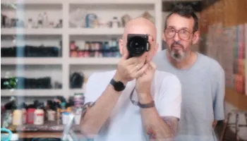 ‘Luz e Tinta’: exposição celebra os 20 anos de parceria artística entre Paolo Ridolfi e Bulla Jr. ‘Luz e Tinta’: exposição celebra os 20 anos de parceria artística entre Paolo Ridolfi e Bulla Jr.