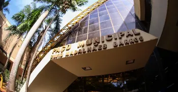 Nova lei autoriza todas as secretarias de Maringá a contratar servidores temporários 