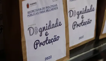 Cerca de 6 mil absorventes e coletores menstruais foram distribuídos pelo Semulher em 2022 