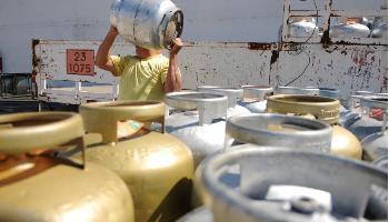 Gás de cozinha sofre reajuste de 5% a partir desta quinta-feira (4) Gás de cozinha sofre reajuste de 5% a partir desta quinta-feira (4)