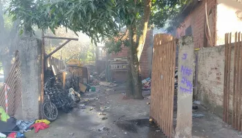 Incêndio que matou irmãos em Maringá pode ter sido causado por ação humana 