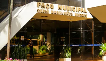Dia do Trabalhador: confira o que abre e fecha em Maringá neste feriado Dia do Trabalhador: confira o que abre e fecha em Maringá neste feriado
