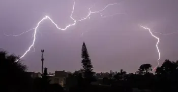 El Niño segue fortalecido e chuva deve ficar acima da média em todo o Paraná até dezembro 