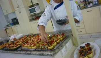 Angeloni realiza curso gratuito com receitas especiais para Páscoa 