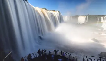 Cataratas do Iguaçu completa 10 anos representando o Paraná na lista das Sete Maravilhas do Mundo 